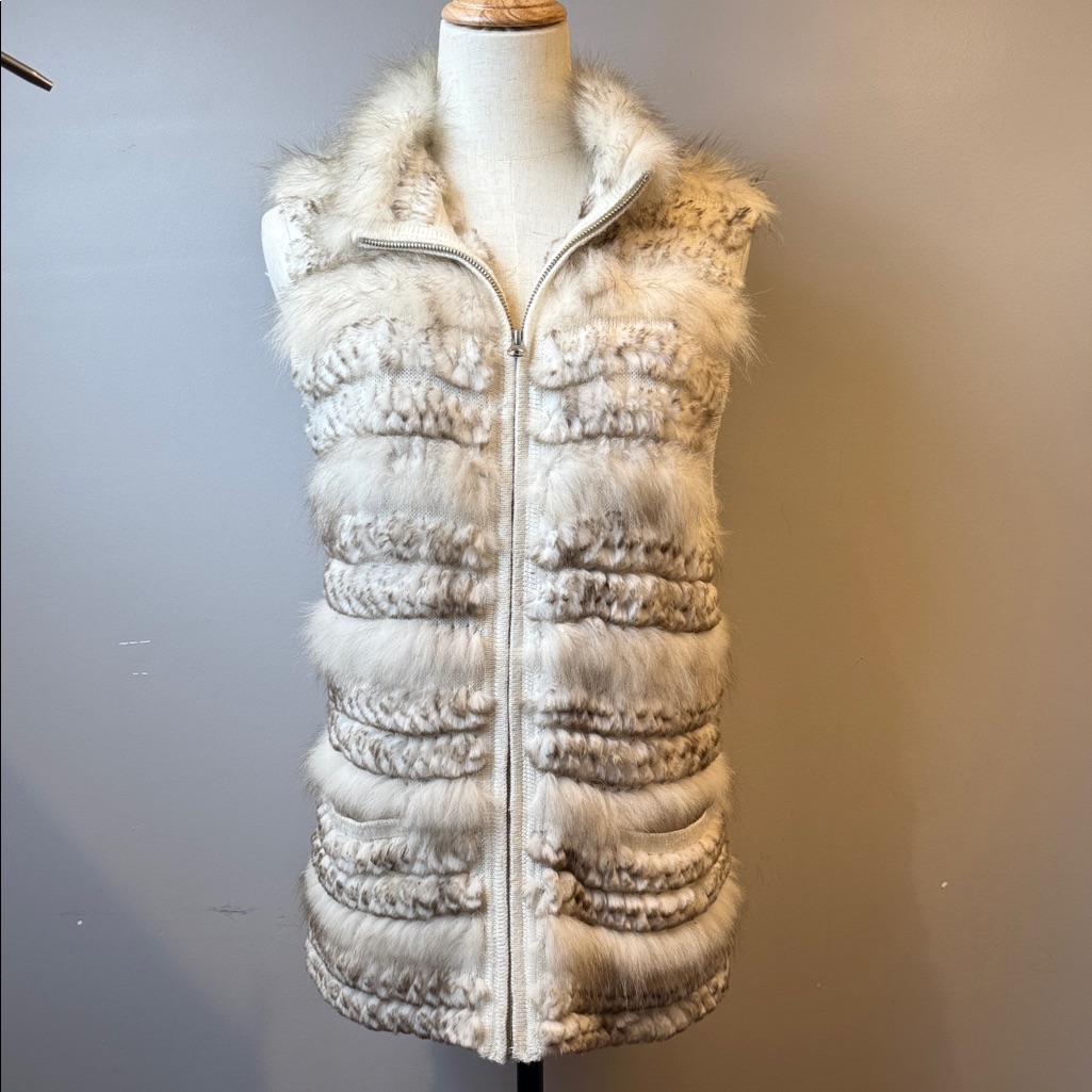 Real Rabbit Fur Knit Vest. Vintage.